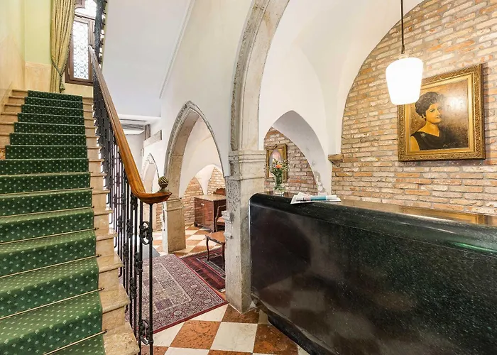 Hotel San Moisè